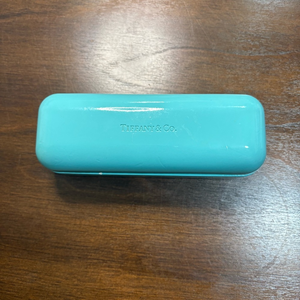 Tiffany & Co. Turquoise Eyewear Case & Cleaning Cloth *DOESN’T COME WITH GLASSES